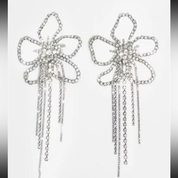 NEW elegant earrings - Picture 1 of 2